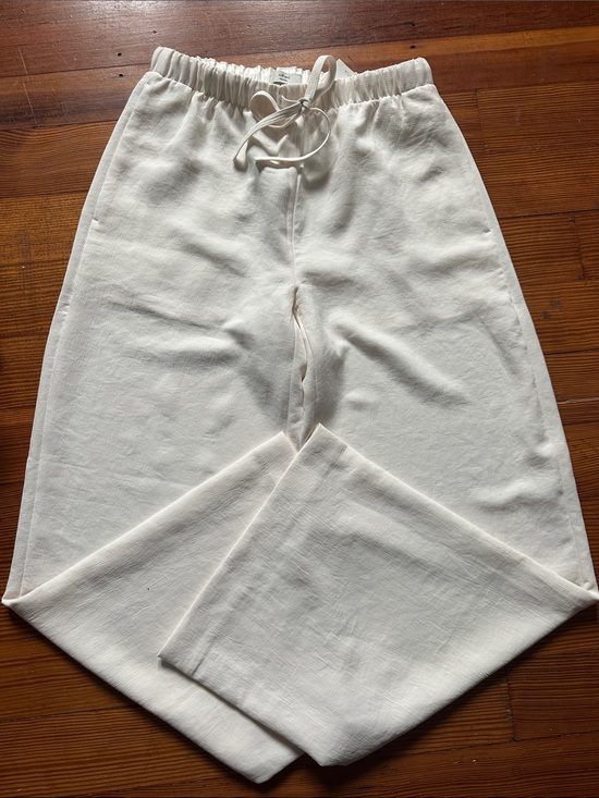 Aritzia Pants - Aritzia Wilfred Soft Cream Elastic-Waist Pants